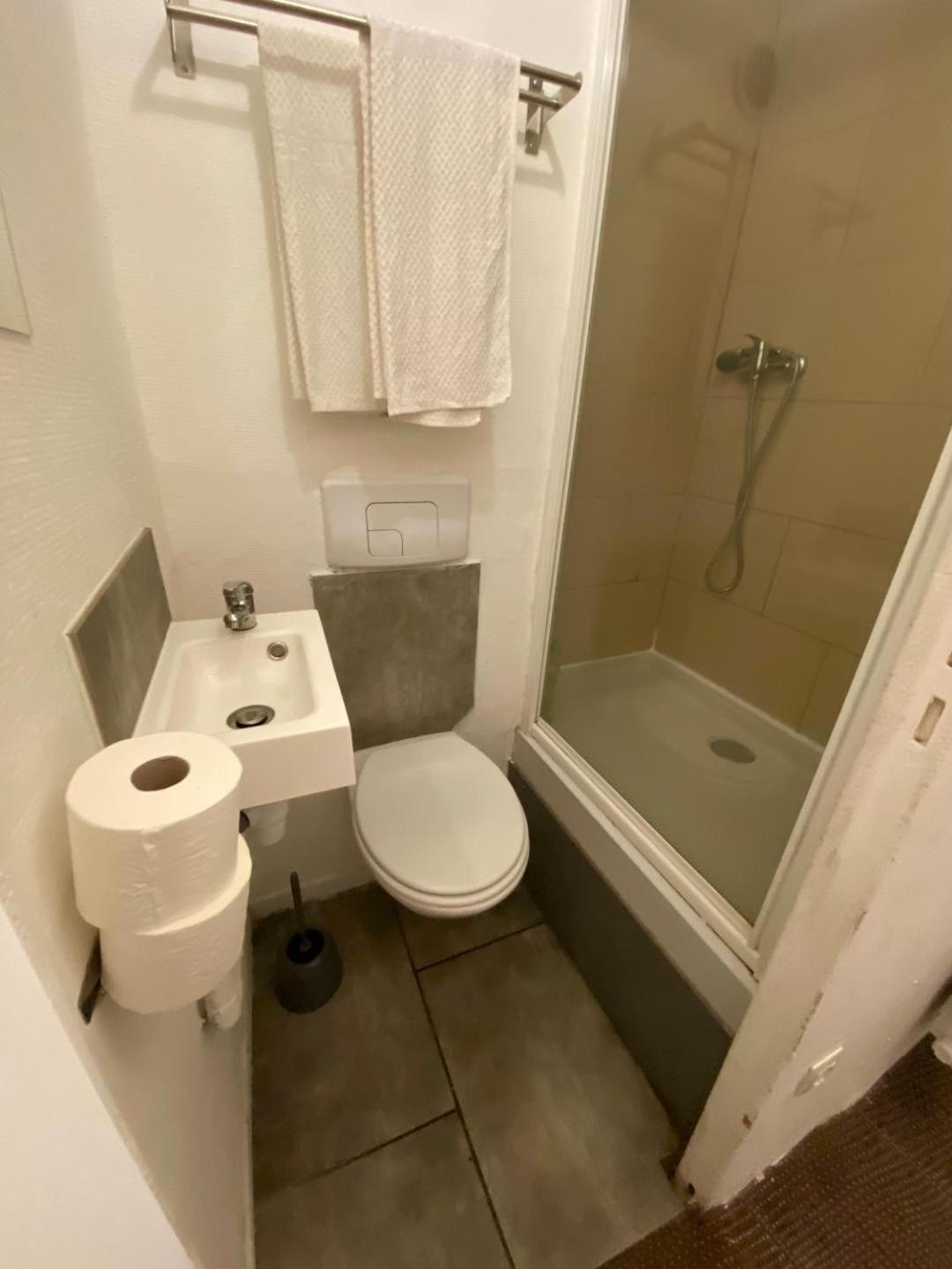 Chambres Zohra Centre Ville Decize Zewnętrze zdjęcie
